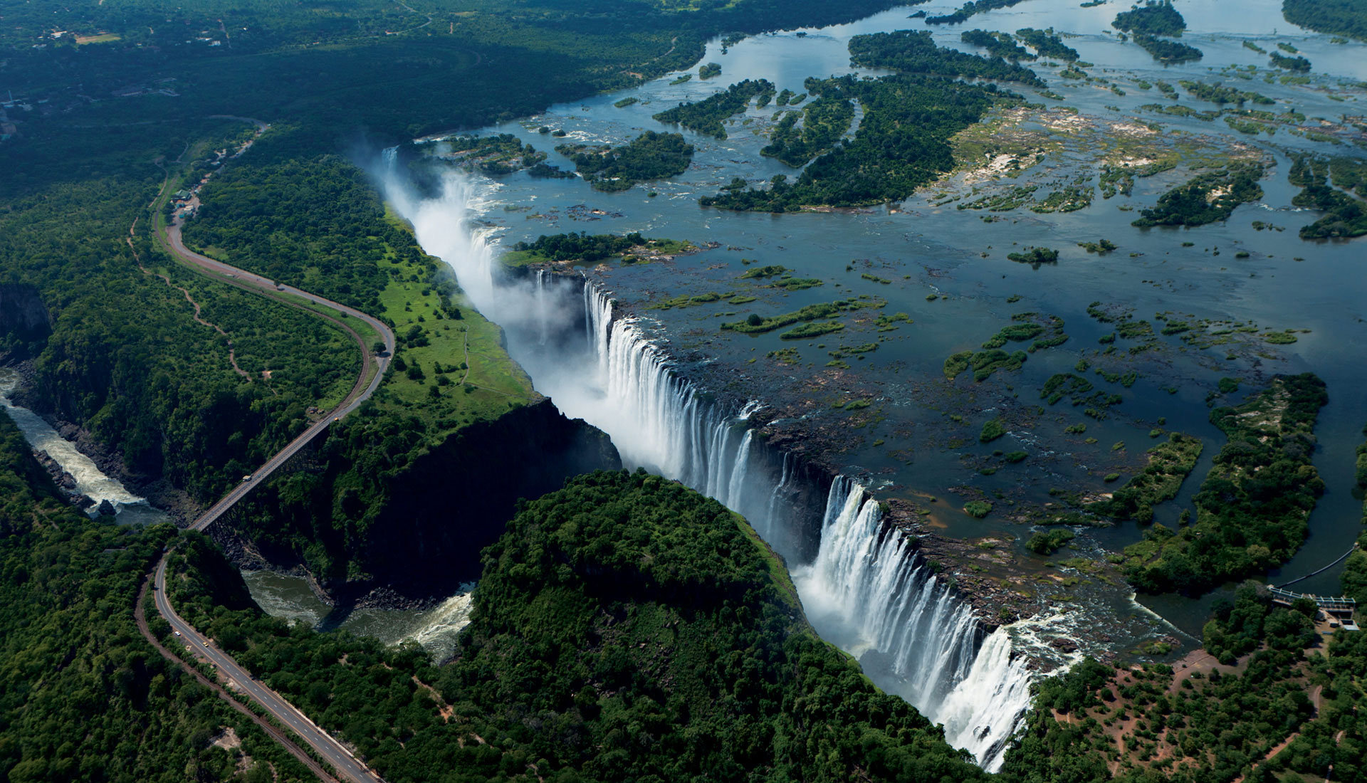 Victoria Falls e Chobe National Park: destinos para complementar sua viagem pela África do Sul
